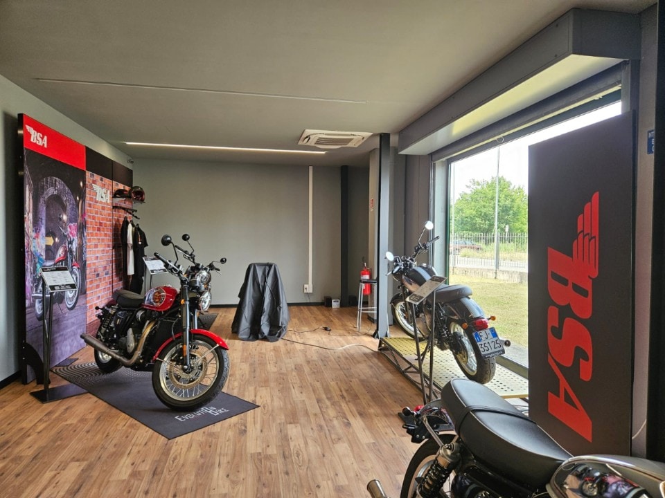 BSA all'assalto del mercato italiano (con un modello a meno di 7mila euro)